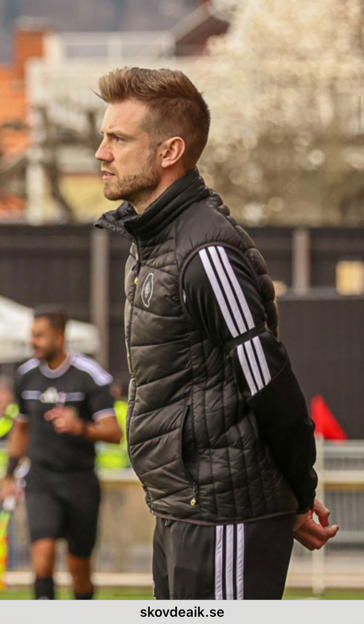 Joel Tivemo Ekström, huvudtränare i Skövde AIK (Ettan Södra)