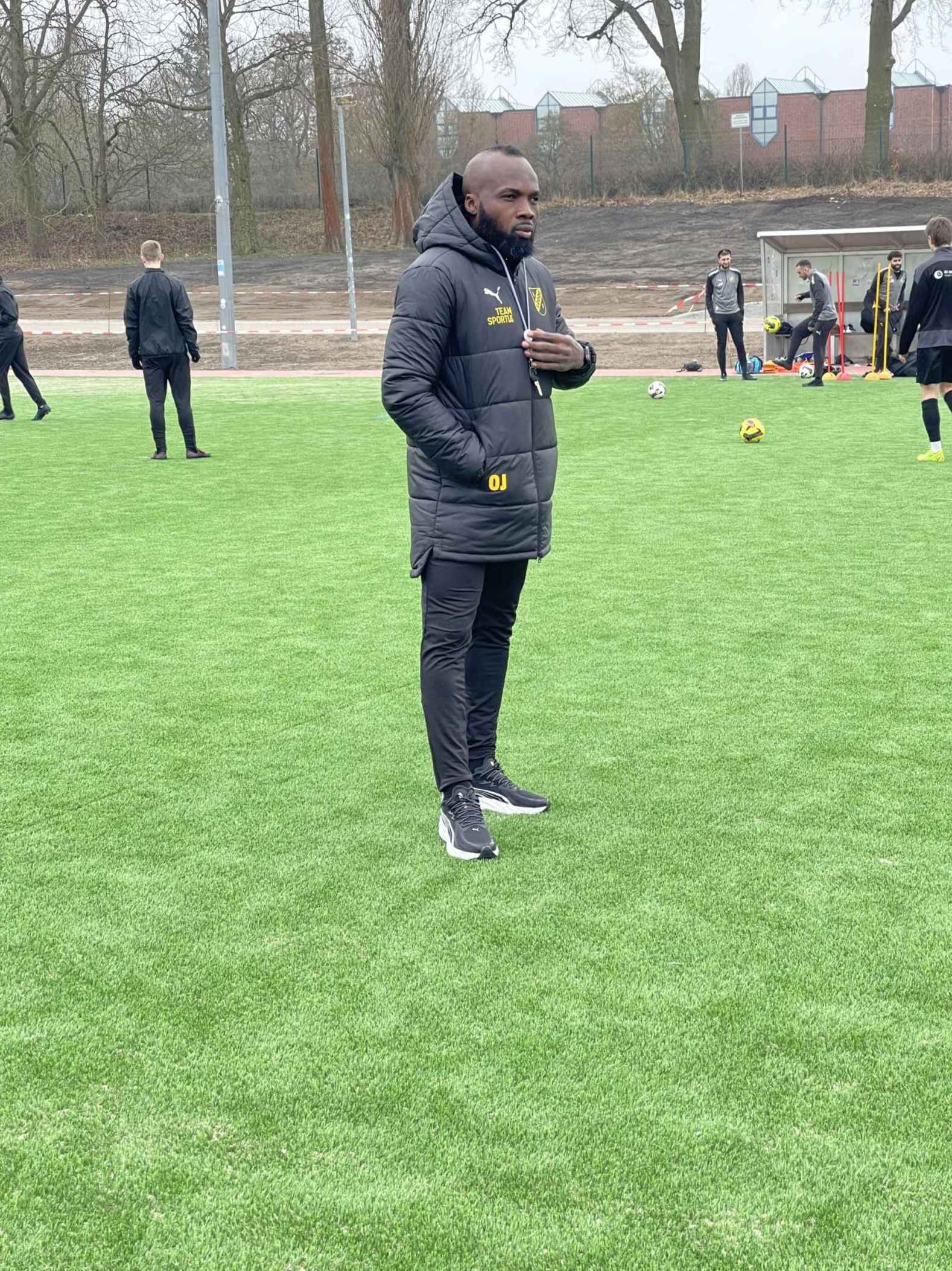 Lär känna OJ Chimezie Ojiego, tränare i IF Lödde
