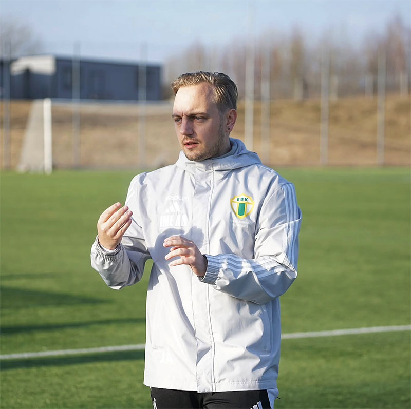 Möt Jimmy Åkesson, tränare i Eneby BK