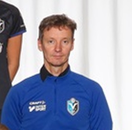 Lär känna Tobias Johansson, tränare i Växjö DFF Dam U